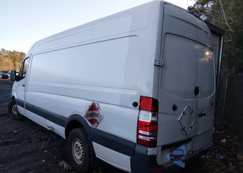 2011 Mercedes-Benz Sprinter 2500 High Roof from USA, damaged, VIN WD3PE8CB6B5602283